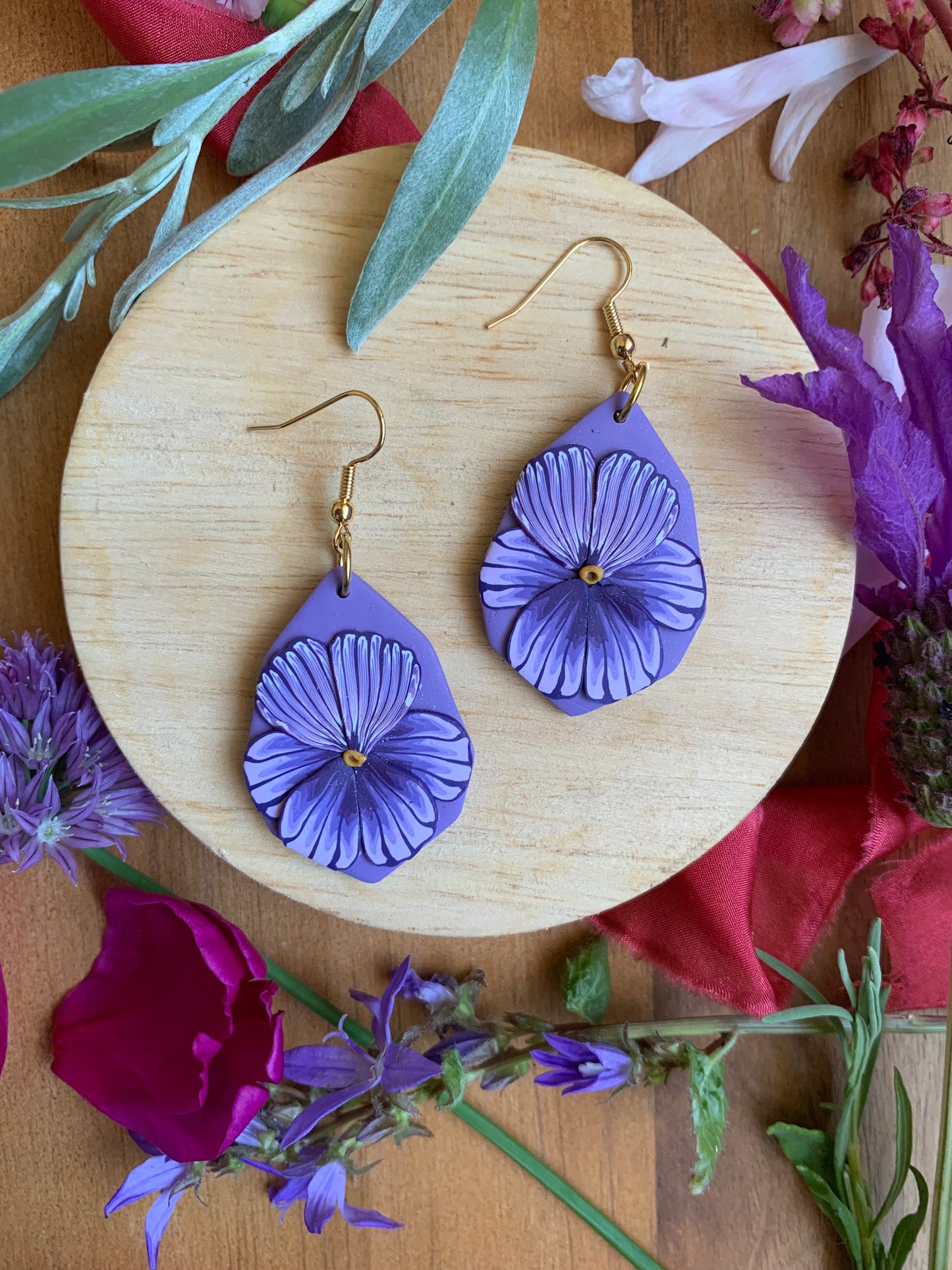 Earrings - pansy gem
