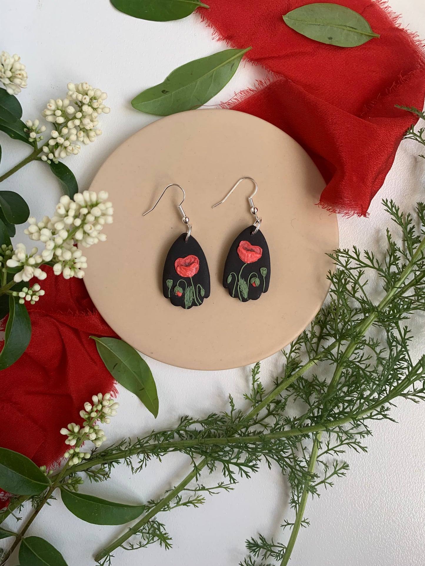 Earrings - poppy scallop