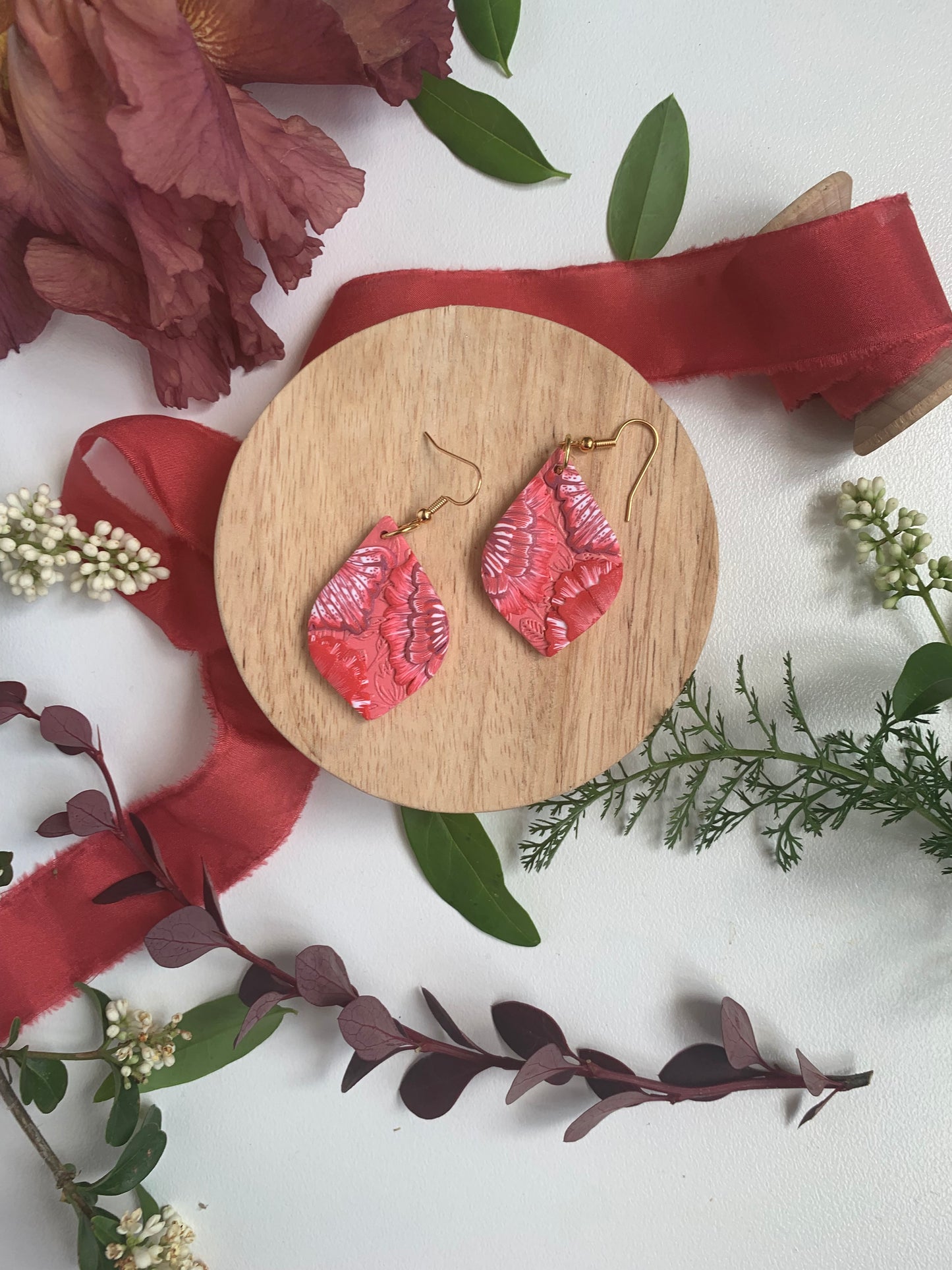 Earrings - flamingo leaf